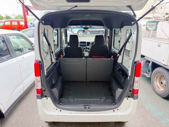 Honda N-VAN 10