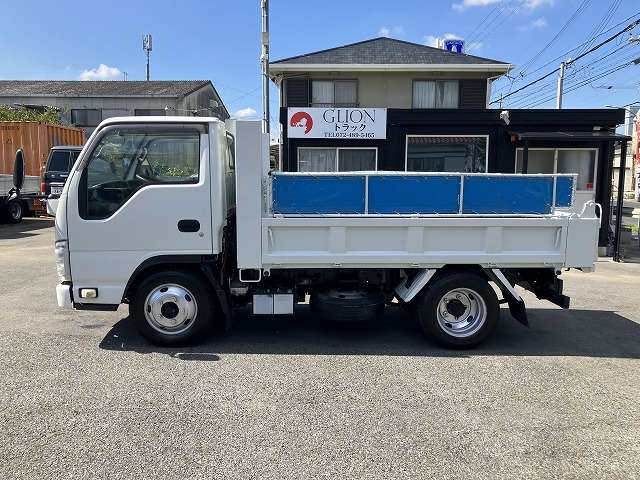 Isuzu Elf 11