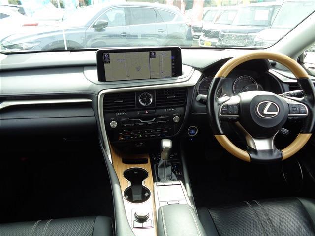 Lexus RX 11