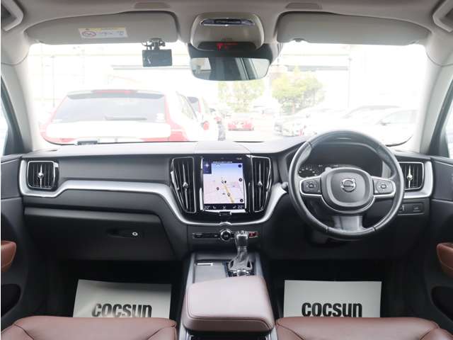 Volvo XC60 4