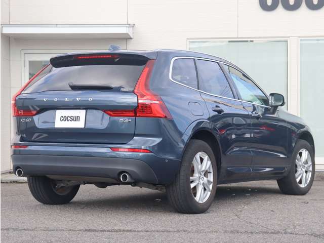 Volvo XC60 8