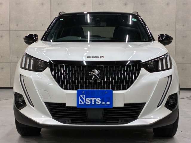 Peugeot SUV 2008 8