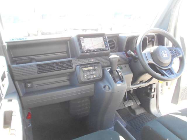 Honda N-VAN 11