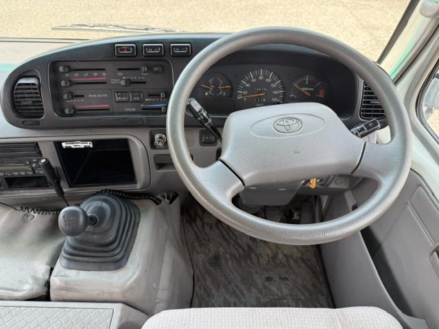 Toyota Coaster 11