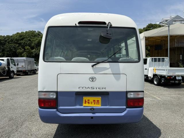 Toyota Coaster 8