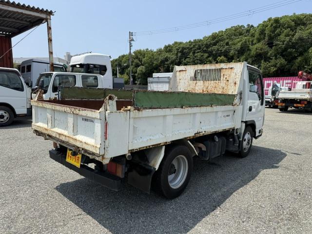 Isuzu Elf 3