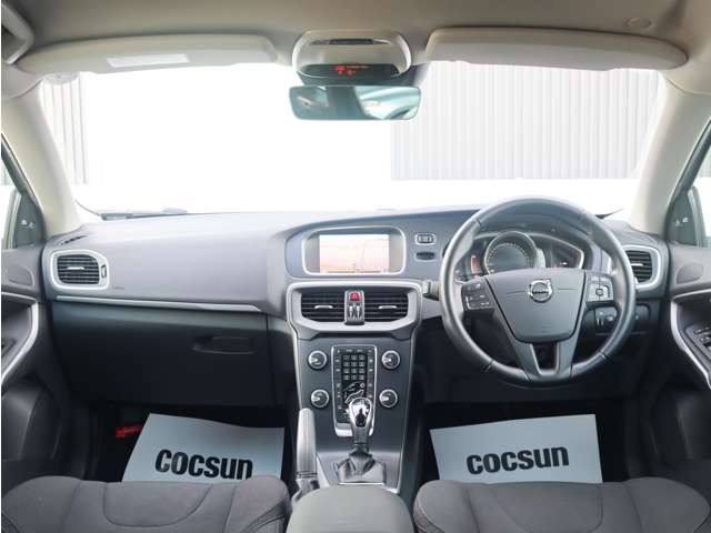 Volvo V40 Cross Country 4
