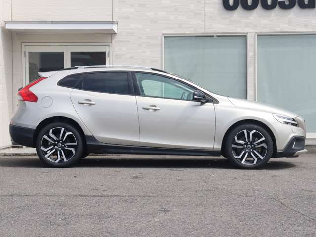 Volvo V40 Cross Country 7
