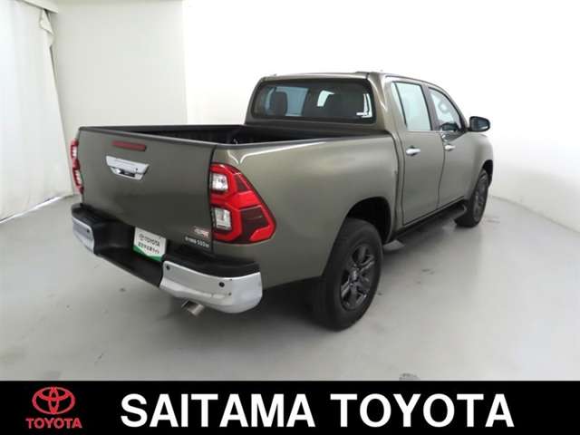 Toyota Hilux 9