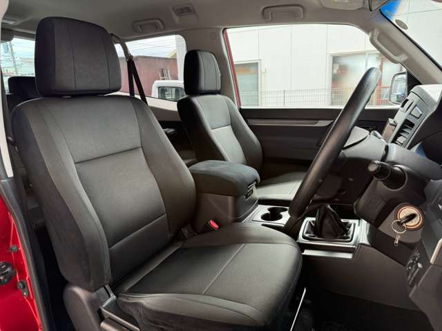 Mitsubishi Pajero 4