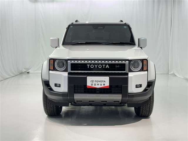 Toyota Land Cruiser 250 4
