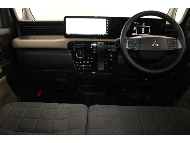Mitsubishi Delica Mini 3