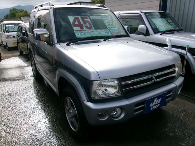 Mitsubishi Pajero Mini 4