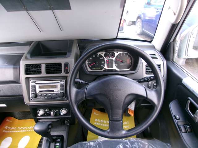 Mitsubishi Pajero Mini 7