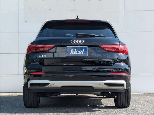 Audi Q3 8