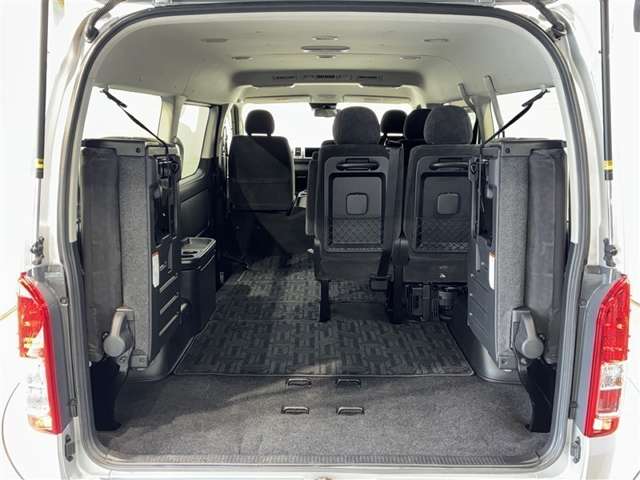 Toyota Hiace 10
