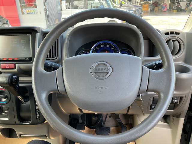 Nissan NV100 Clipper 10