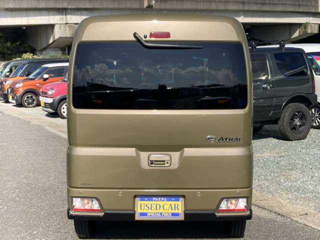 Daihatsu Atrai 7