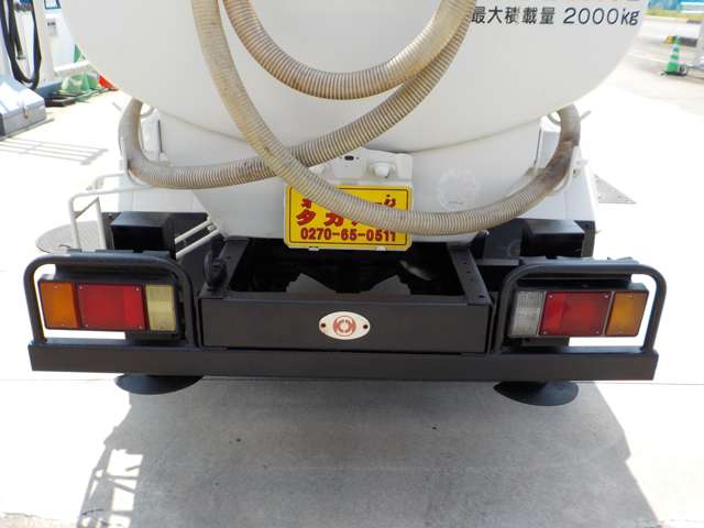Hino Dutro 12