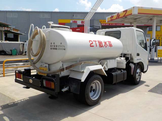 Hino Dutro 5