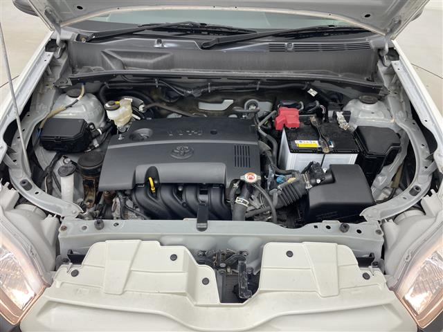 Toyota Probox Van 9