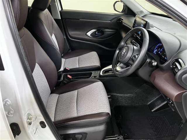 Toyota Yaris Cross 9