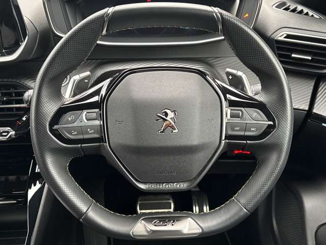 Peugeot 2008 9