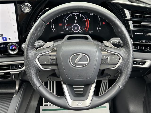 Lexus RX 10