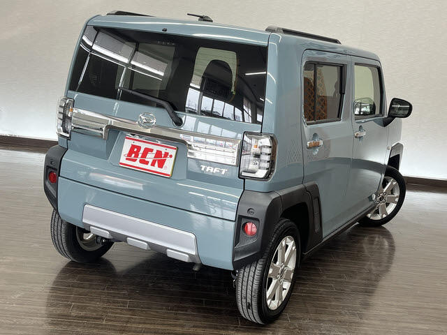 Daihatsu Taft 6