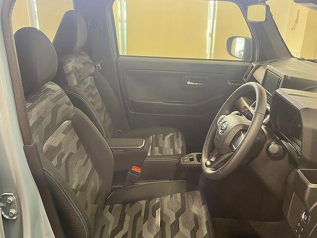 Daihatsu Taft 8