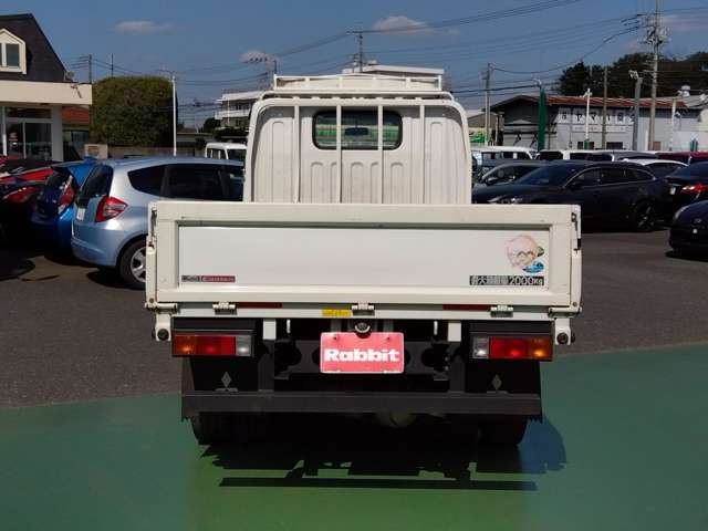 Mitsubishi Fuso Canter 7