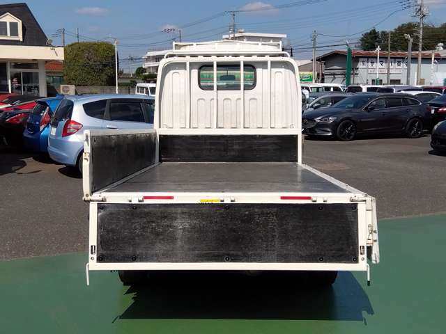Mitsubishi Fuso Canter 10