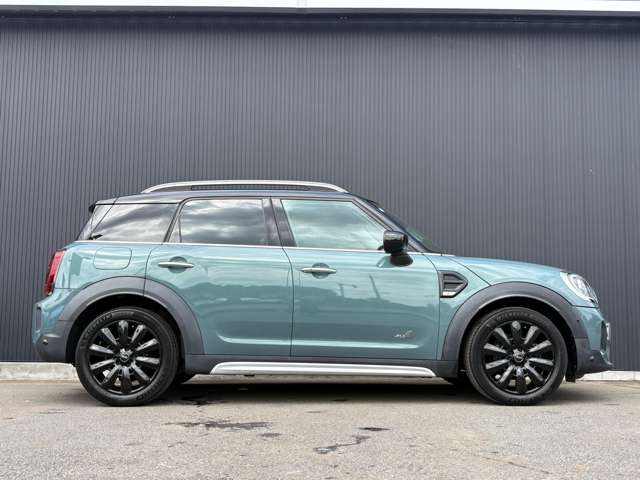 MINI Crossover 12