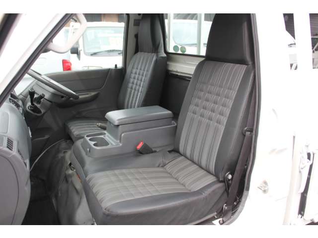Mazda Bongo Truck 11