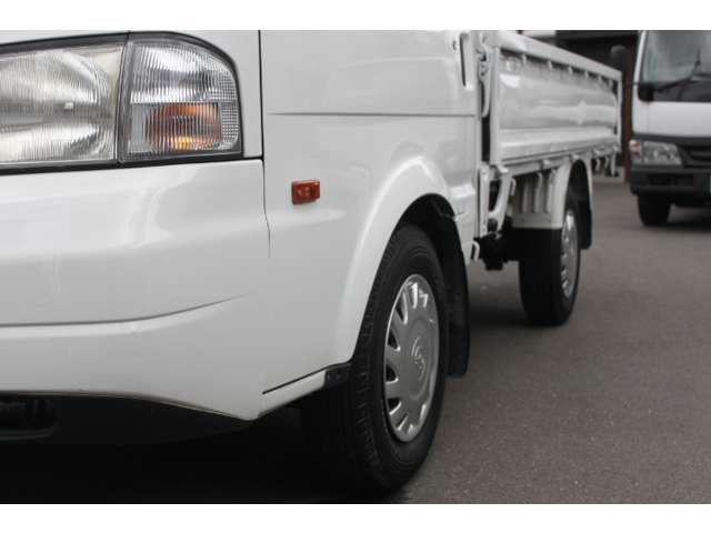 Mazda Bongo Truck 3