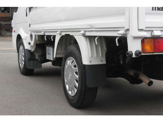 Mazda Bongo Truck 4