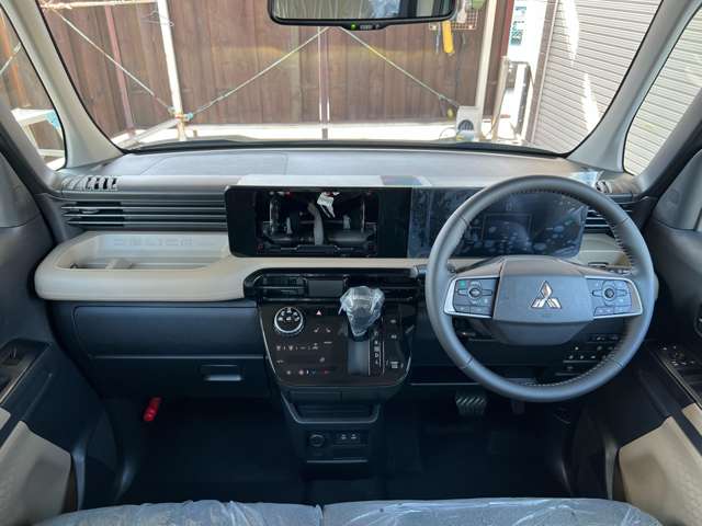 Mitsubishi Delica Mini 2