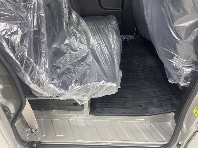 Suzuki Every 8