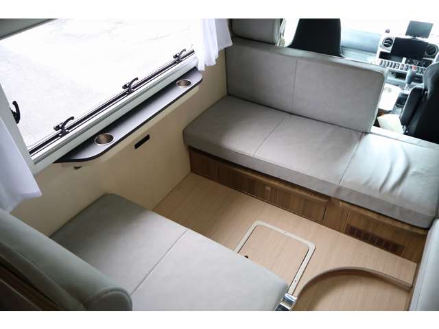 Toyota Camroad 7