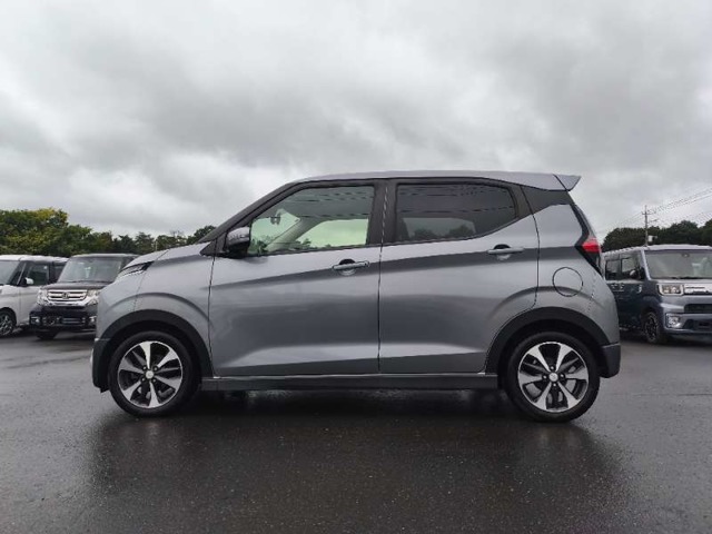 Mitsubishi eK X 10