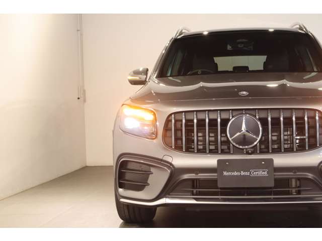 Mercedes-Benz GLB 11