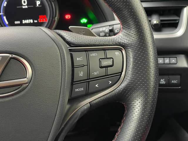 Lexus UX 9