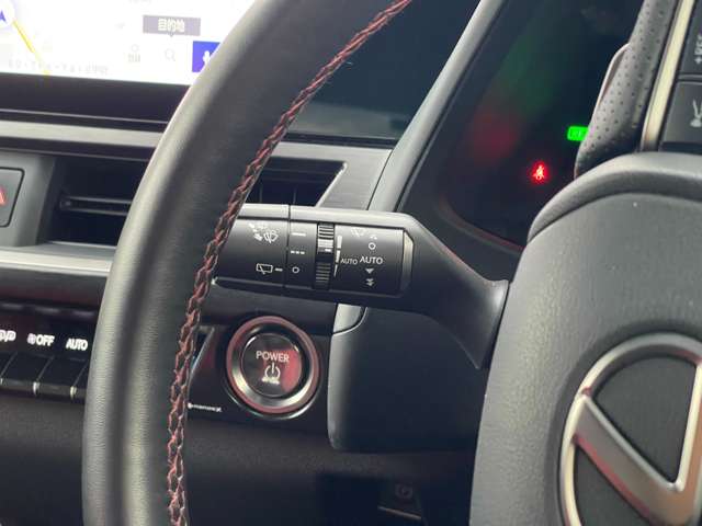 Lexus UX 10