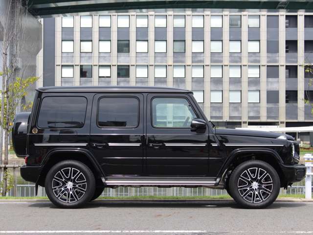 Mercedes-Benz G-Class 3