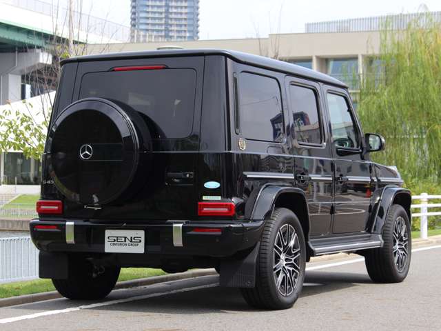 Mercedes-Benz G-Class 4