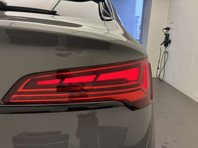 Audi Q5 Sportback 7