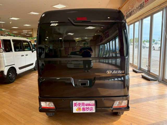Daihatsu Atrai 6