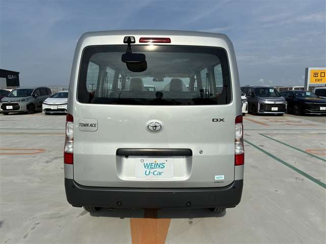 Toyota Town Ace Van 9