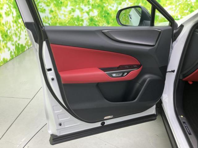 Lexus NX 8