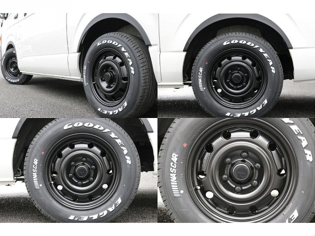 Toyota Hiace 12